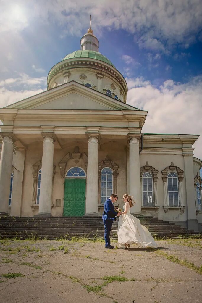 Фотосессия дону. Красивые места в Ростове для фотосессии. Красивые локации в Ростове на Дону для фотосессий. Ростов места для фотосессий. Необычные места для свадебной фотосессии в Ростове.