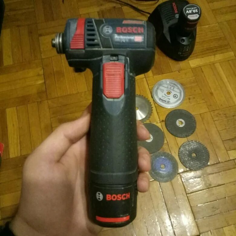 8. Bosch gws 12v-76 professional. Ушм бош аккумуляторная 12в. Мини болгарка bosch. Ушм бош аккумуляторная 12в.