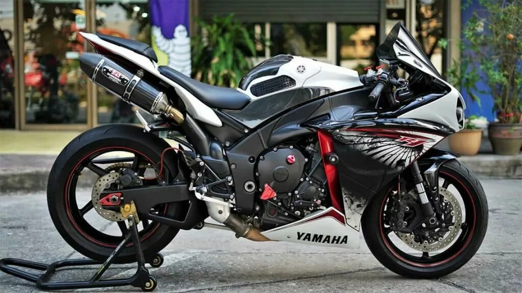 Xjr400r. Suzuki xjr 400. Yamaha r1 2000. Yamaha xjr 400. Yamaha yzf r1 2006.