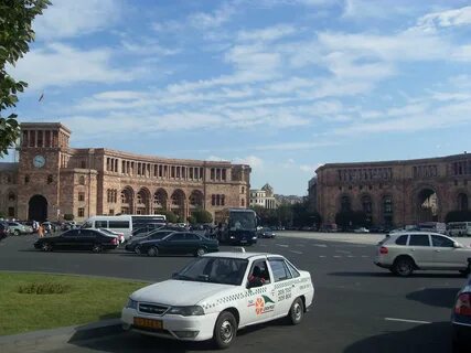 Грапарак на армянском