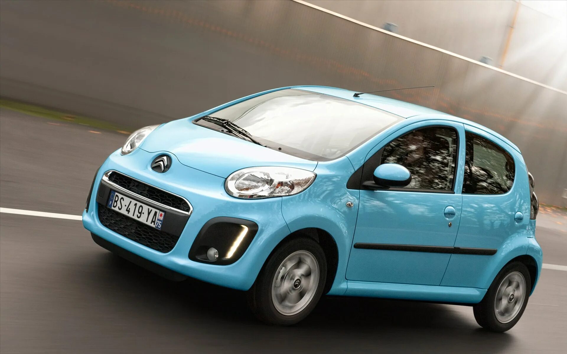 Ситроен с1 2015. Citroen c1 новый. Citroen c1 2012. 11 12 c 1 3. Citroen c1 новый.