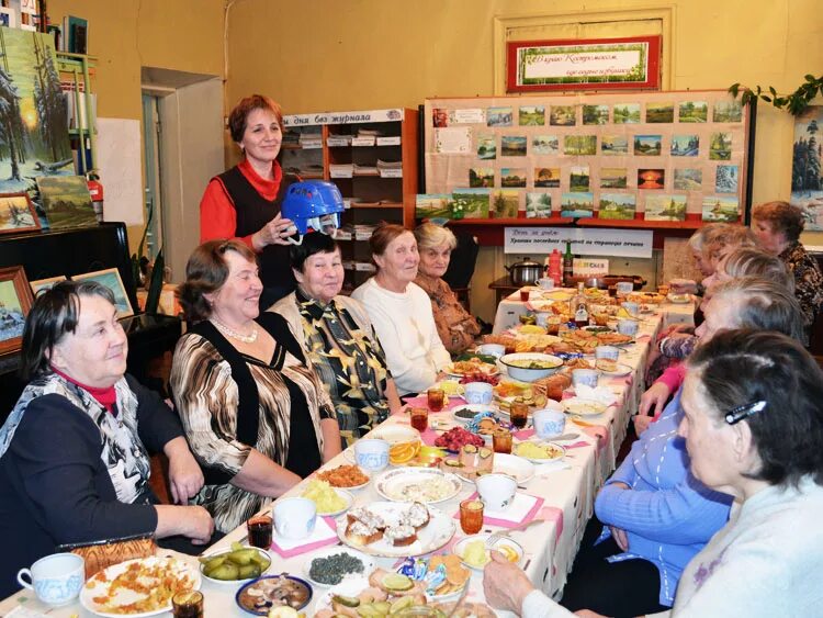 Девиз для клуба для пенсионеров. Центр занятости вохма. Беседа клуб. Беседа с подростками и молодежью. Беседа в клубе.