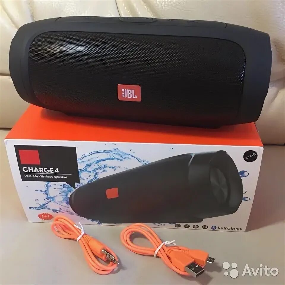 Мануал на JBL charge 4. Колонка похожая на JBL. Charge 4 колонка похожие. Колонка jbl как включить флешку