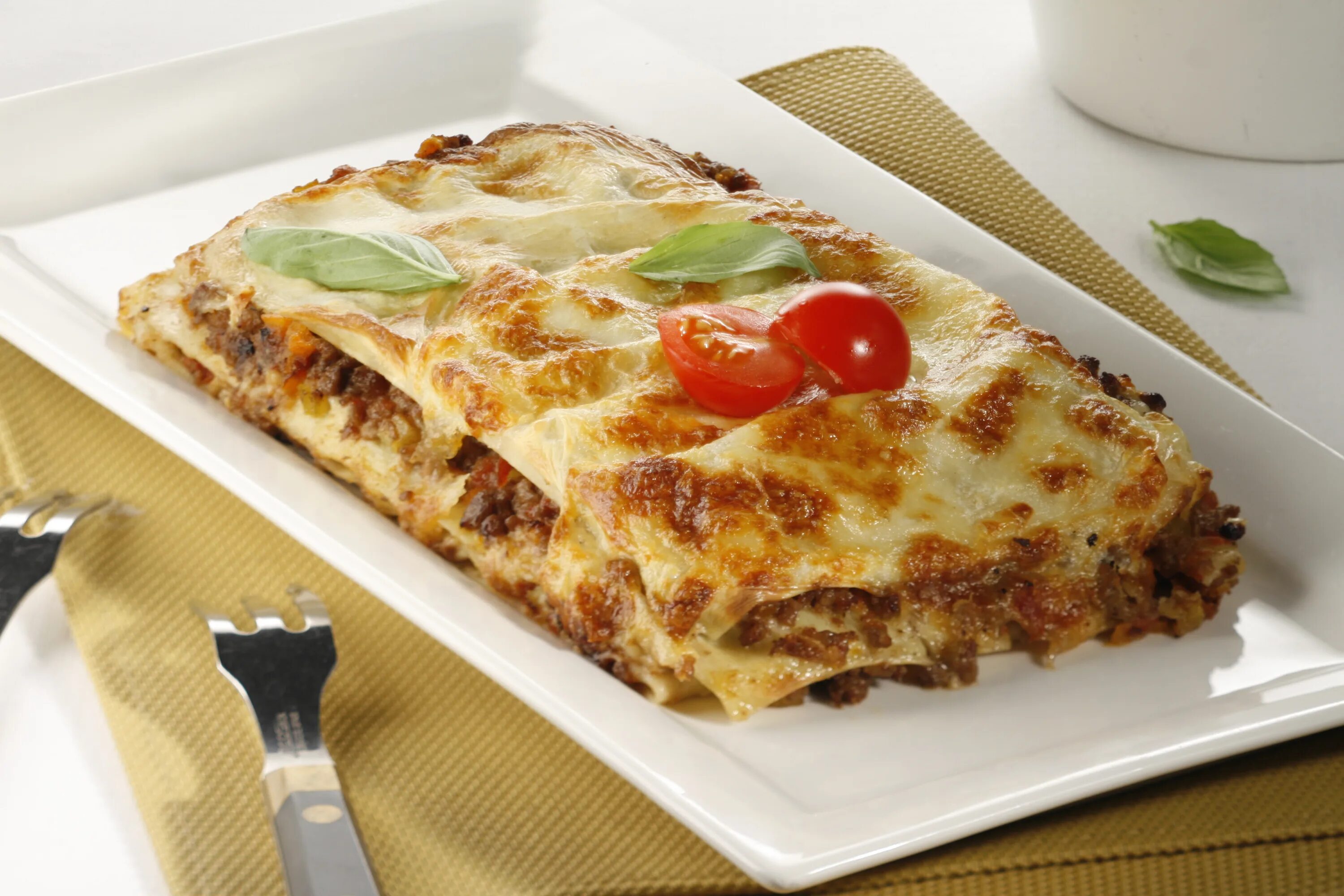 Мясная лазанья Шоколадница. Лазанья Италия. Лазанья (Lasagne). Лазанья Шоколадница. Дазанья