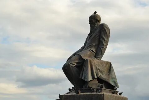 Памятник достоевскому