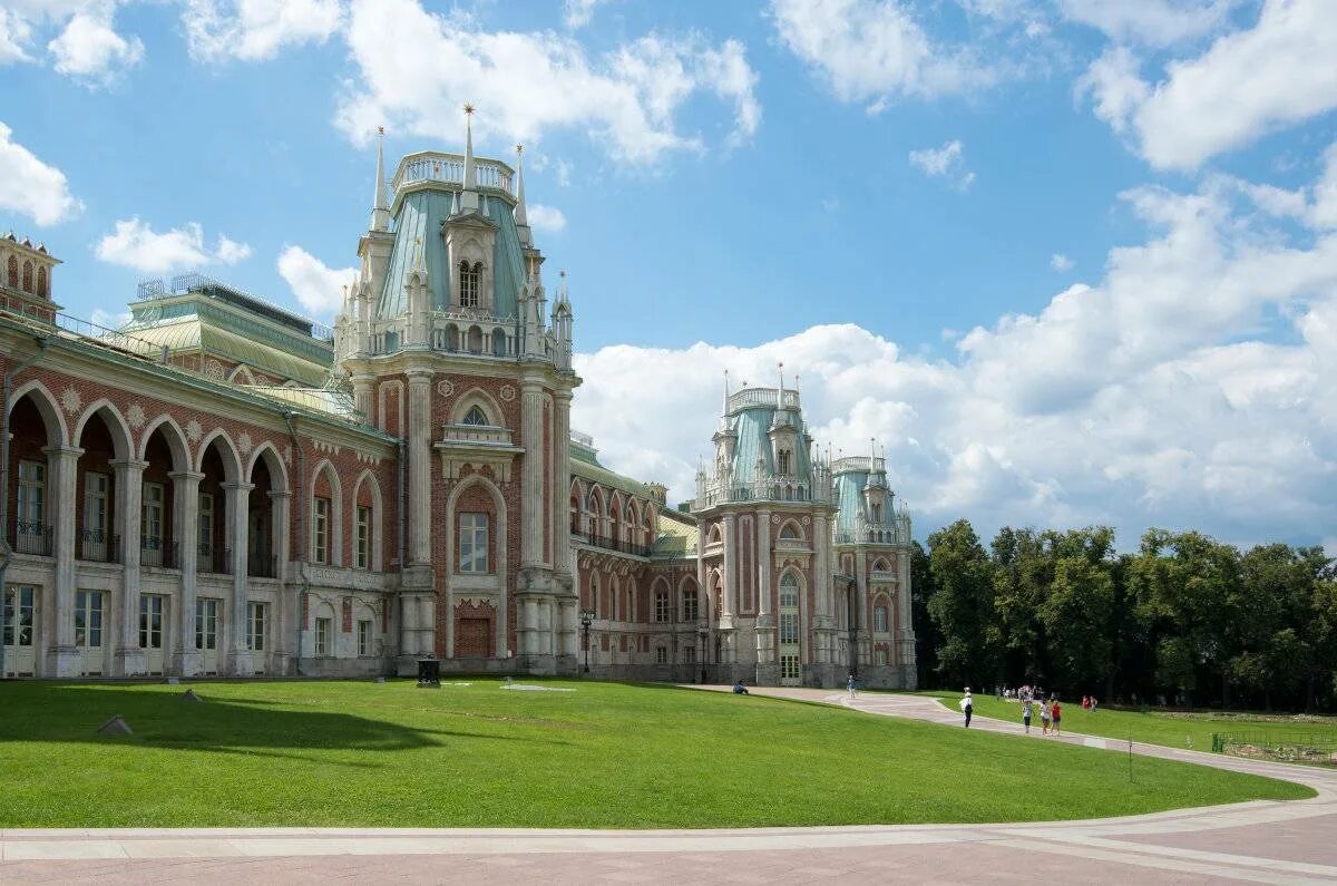 Ансамбль царицыно. Музей усадьба царицыно. парк музей царицыно в москве. парк усадьба царицыно. парк царицыно большой царицынский дворец музей.