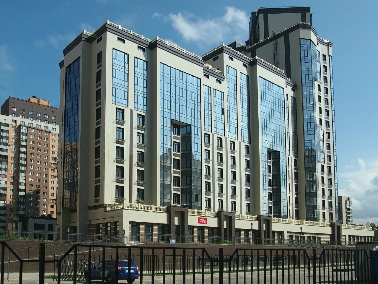 Жк гранд фамилия санкт-петербург. Санкт-петербург проспект космонавтов 63к1. Жк гранд фамилия. Жилой комплекс «гранд фамилия». Жк гранд фамилия.