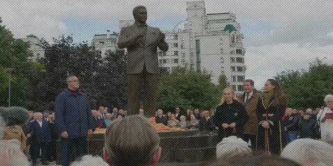 Оружейный переулок памятник кобзону