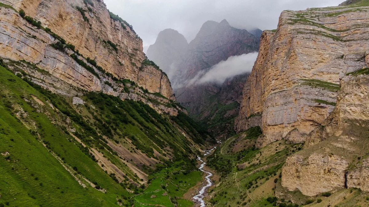 чегем чегемское ущелье. чегем чегемское ущелье. ущелье чегем чегемское. чегемские водопады чегемское ущелье. чегем абхазия.