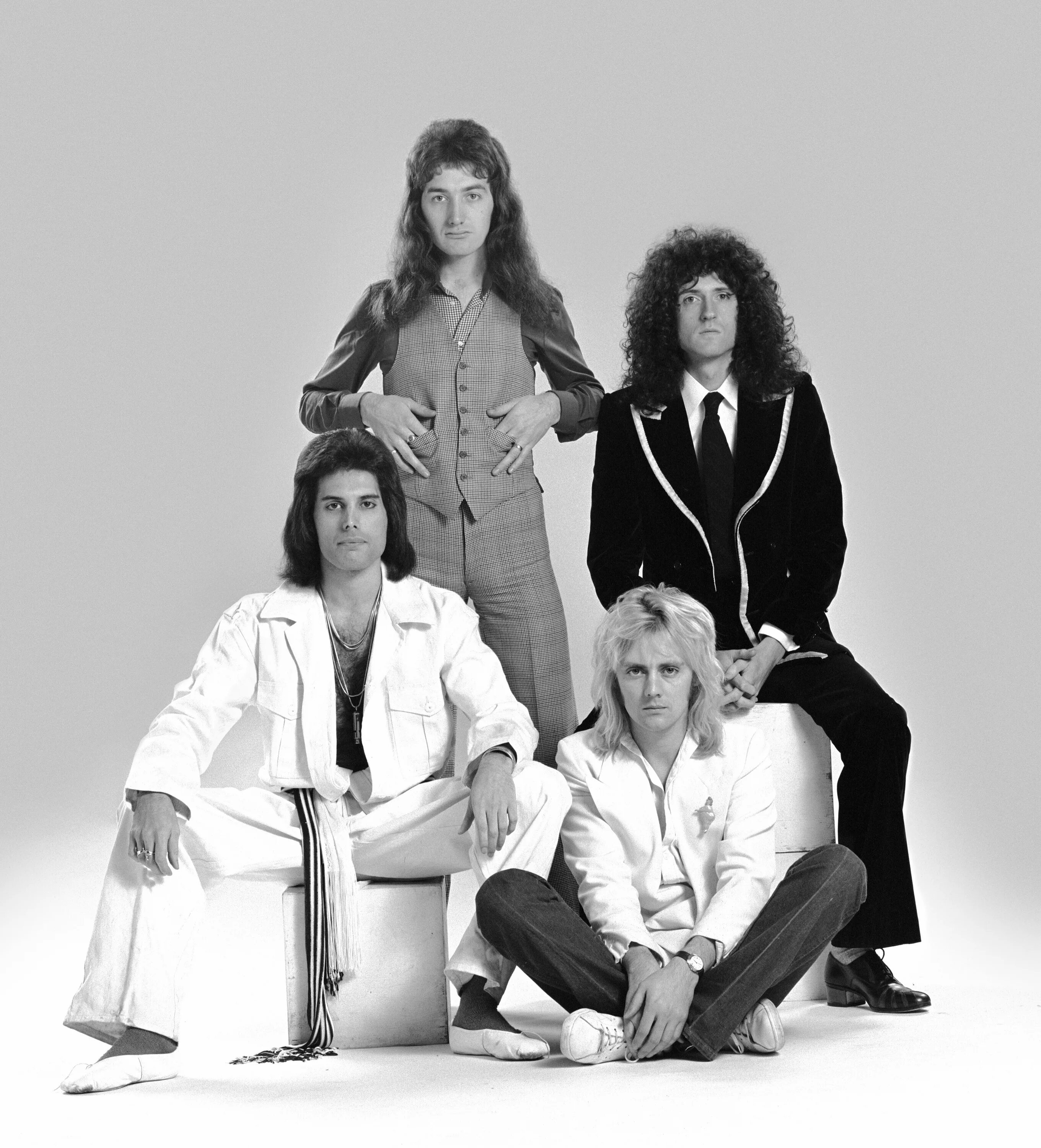 Квин читать. Группа queen. рок группа квин. квин группа 1987. участники группы квин.