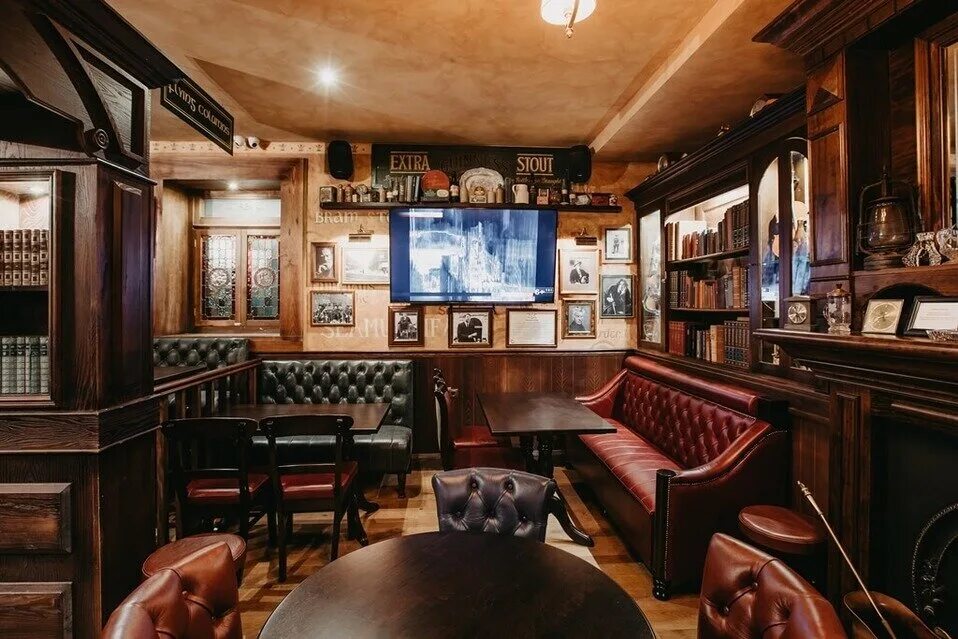 Ирландский паб на цветном бульваре майкл коллинз. Michael collins pub москва. Майкл коллинз паб. Michael collins pub. Ирландский паб на цветном бульваре майкл коллинз.