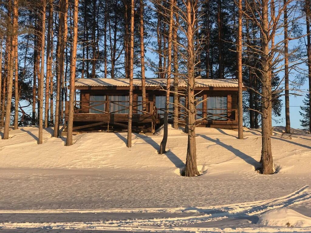 Уя турбаза петрозаводск. Карелия 2023 турбазы. Туристическая база карелия. Лесное озеро карелия база отдыха. Салокюля база отдыха в карелии.