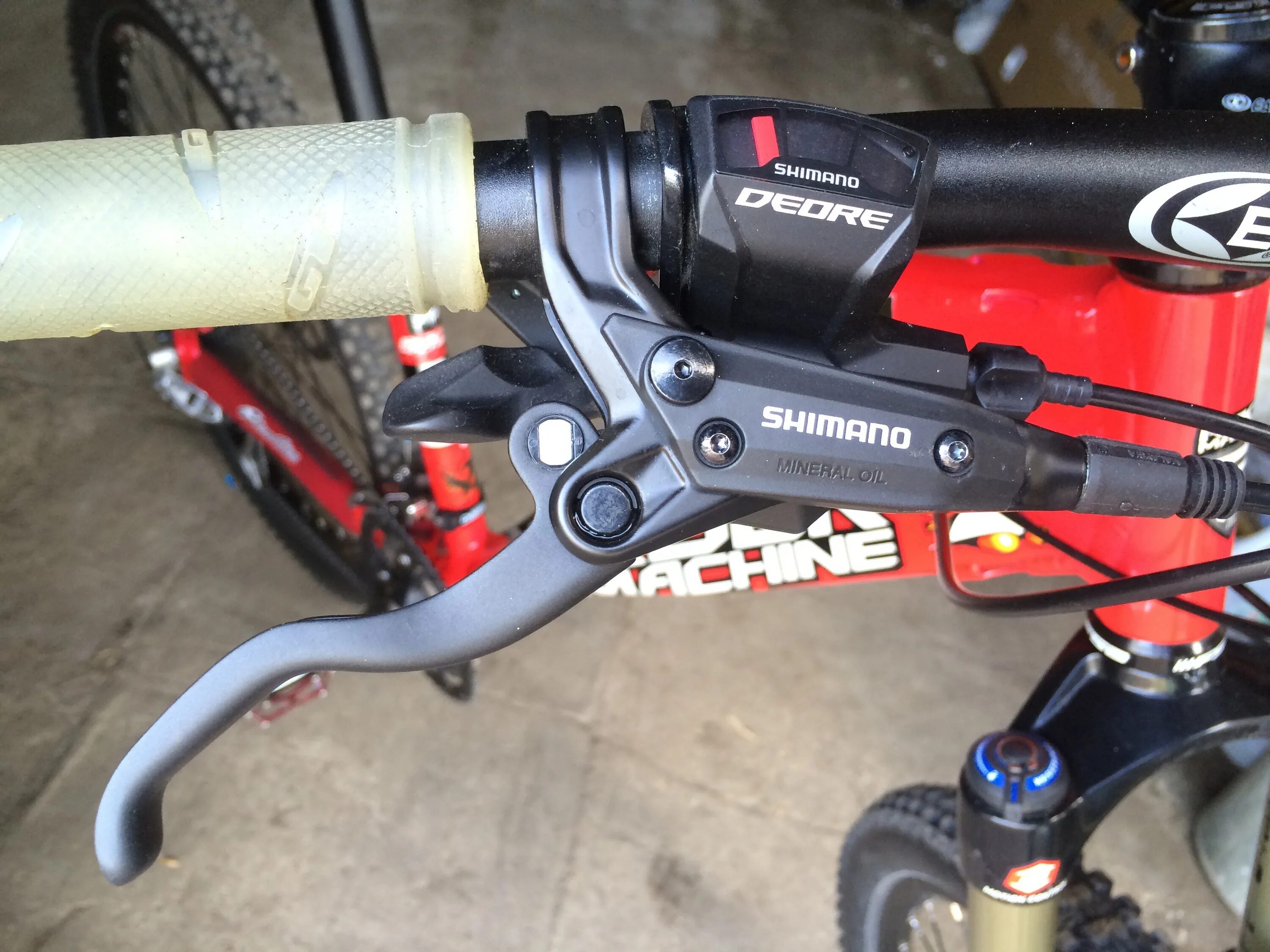 Shimano alivio st-m405. V-образный тормоз для горного велосипеда. Горные велосипеды тормоза. Jcn велосипеды fashion bike. Дисковые тормоза на велосипед.