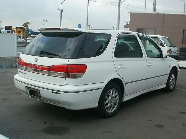 Машина виста ардео. Toyota виста ардео. Тойота виста ардео универсал 1998. Тойота виста ардео 1998. Тойота виста ардео sv50 люк на крышу.