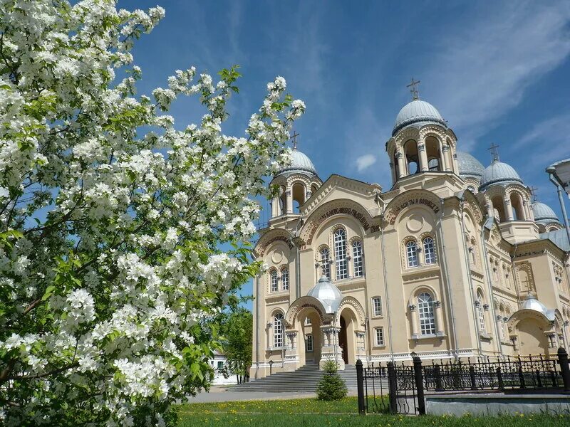 Верхотурье монастырь. Николаевский монастырь верхотурье. верхотурский николаевский монастырь верхотурье. крестовоздвиженский собор верхотурского николаевского монастыря. свято николаевский монастырь.