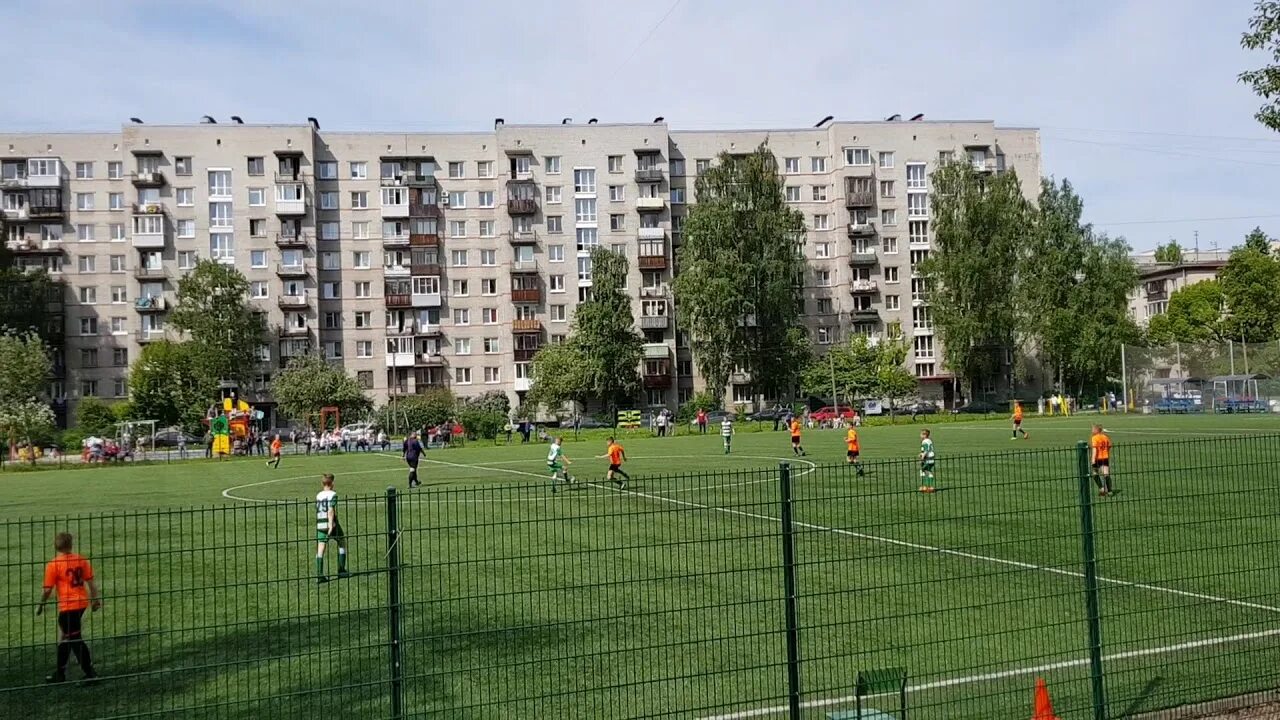Детская футбольная команда форма. Тамбасова 30 корпус 2. Школа 30 футбол. 30 школа симферополь. Мальчики из футбольной академии краснодар.