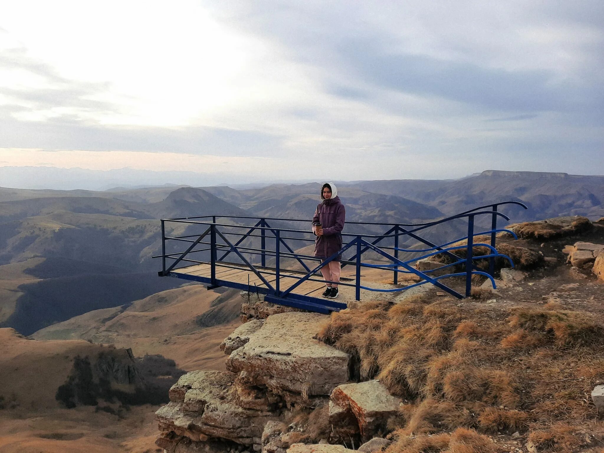 Плато Бермамыт Кисловодск. Плато Бермамыт смотровая площадка. Площадка плато Бермамыт.