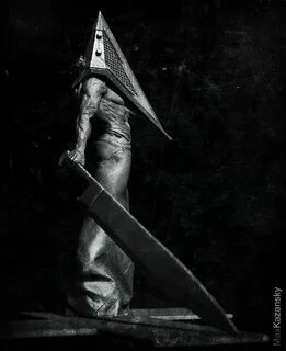 Pyramid head's