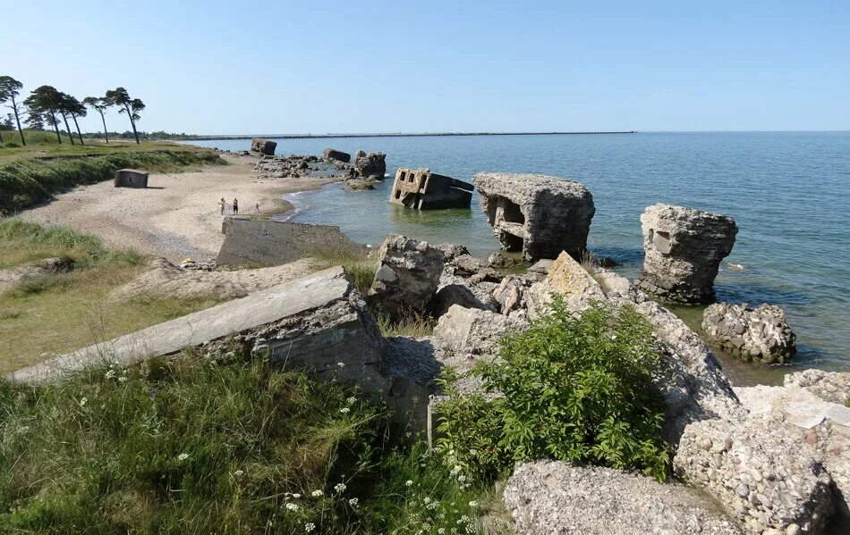 Гаражи в Военном городке