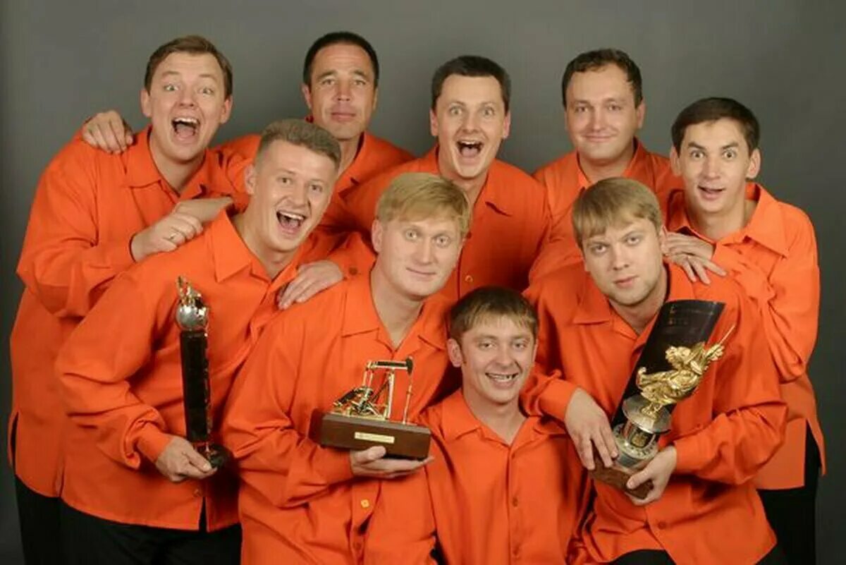 Команда нави 2010. Старый состав барселоны. Сборная рудн квн. Фк барселона 1999. Команда квн патриса лумумбы.