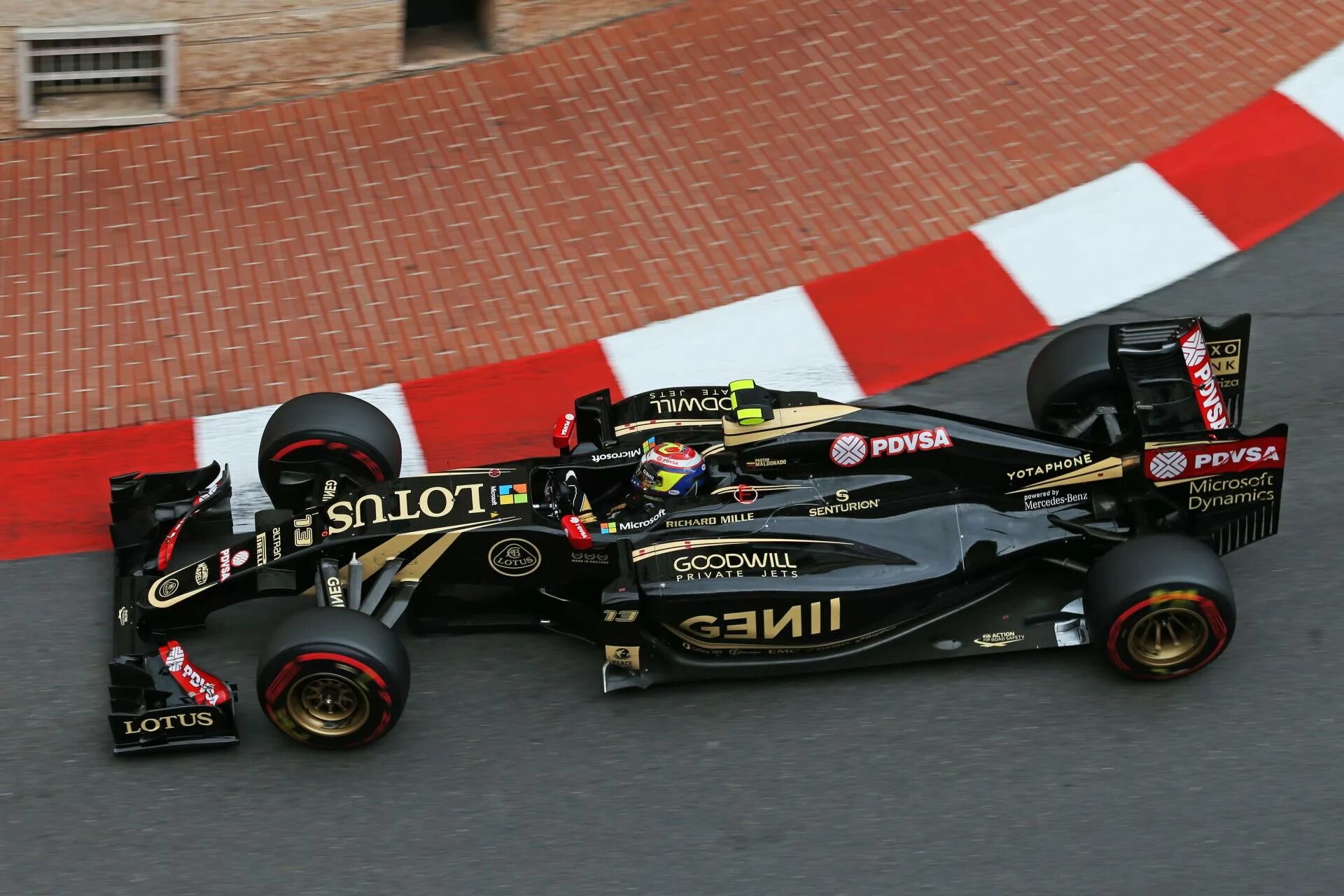 Гибрид первого поколения f1. Lotus f1 2015. Ф1 Лотус 2015. Lotus e23. Лотус формула 1.