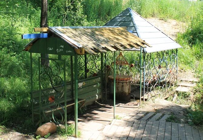 родник улица