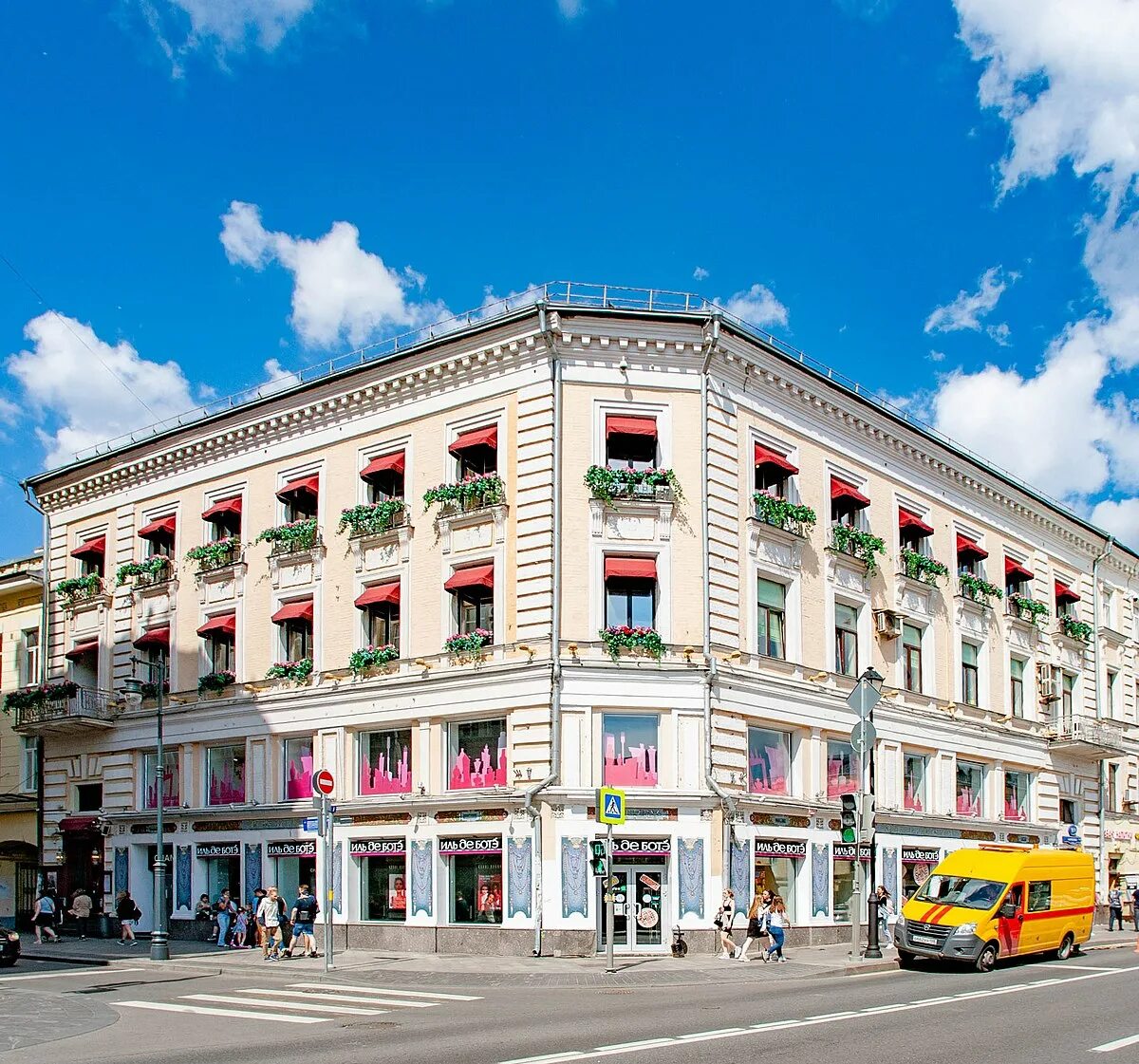 Ул маросейка 9 2. Улица маросейка 9/2с1. ул. маросейка, дом 9/2, «left bank». улица маросейка москва.