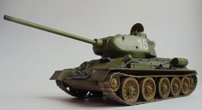 Т 34 для мужчин купить. Металлический танк т34 85. Т 34 85 модель металлическая. Игрушка танк т 34 85. Игрушечный танк т-34 Железный.
