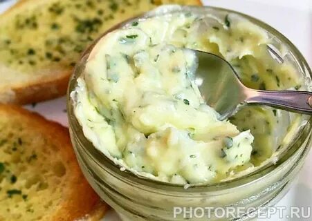 Чесночная паста с сыром