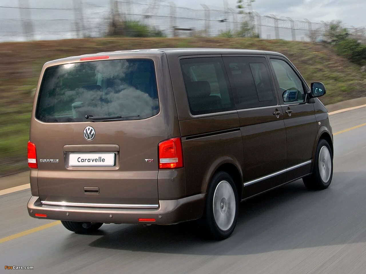 Vw caravelle t5. Фольксваген Caravelle t5. Фольксваген 7нс Каравелла. Фольксваген Каравелла 5. Фольксваген т5 2014.