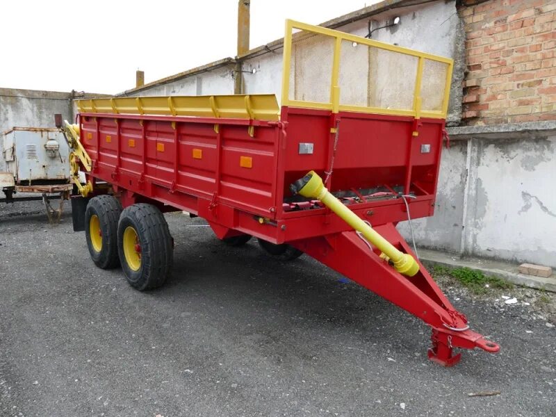 Мтз 82 с роу 6. Мтз-80 + роу-6. Разбрасыватель роу 6. Роу 6. Машина для внесения органических удобрений роу-6.