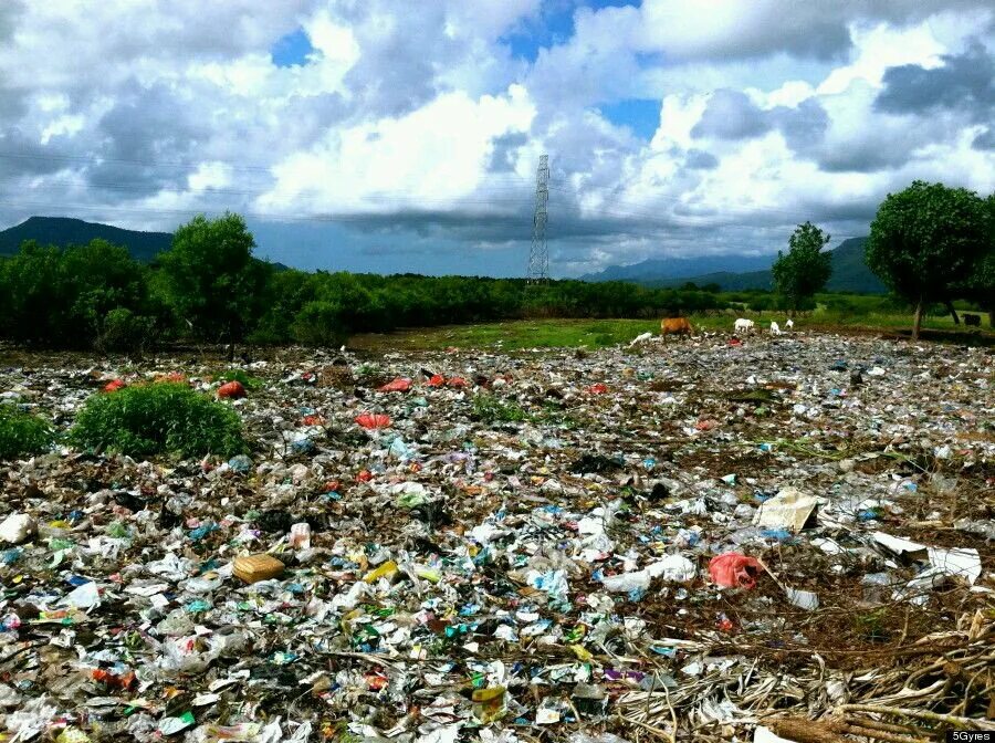 Land pollution. Pollution of the environment. Сумку kirliligi. Soil pollution картинки.