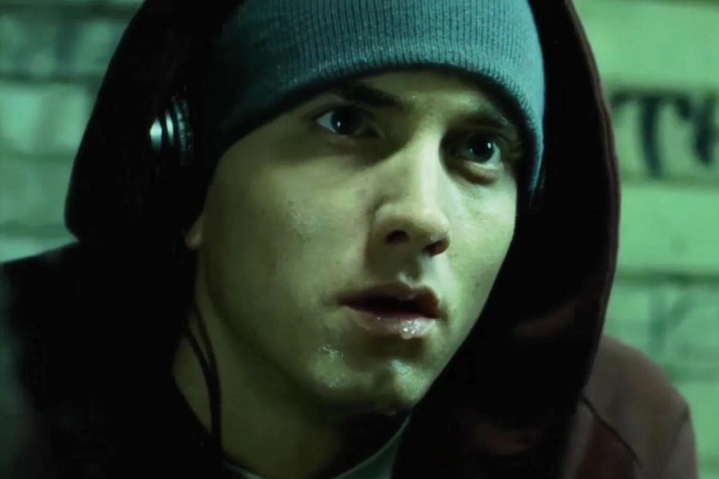 Эминем 8 миля в автобусе. Эминем 8 миля в автобусе. Eminem lose слушать. Эминем лозе юрселф. Lose yourself эминем.