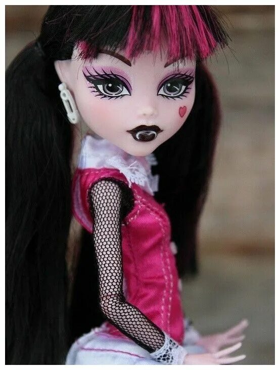 дракулаура монстер хай кукла. дракулаура кукла базовая. монстр хай дракулаура базовая. дракулаура кукла базовая. дракулаура монстер хай кукла.