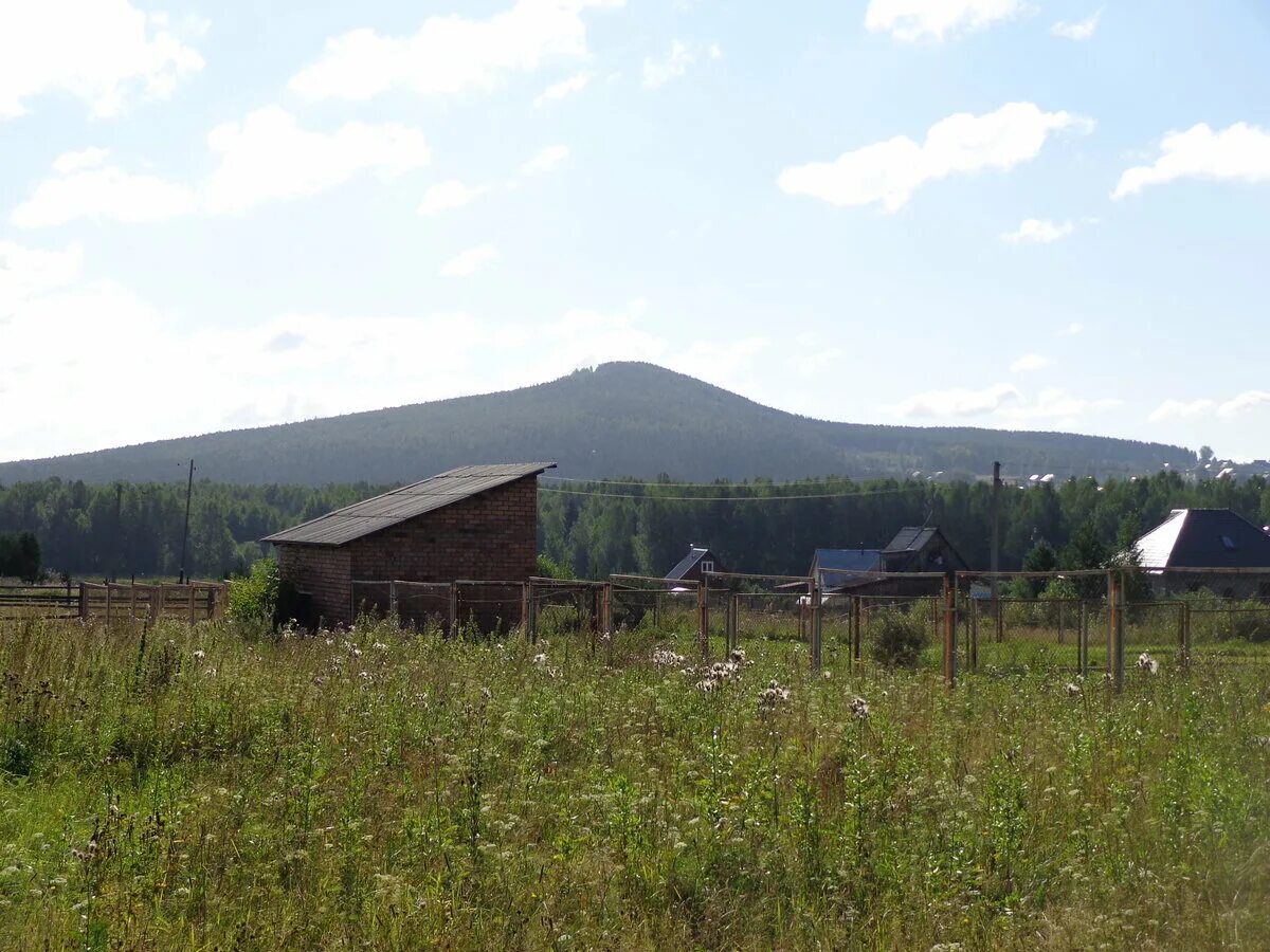 Гора Липовая Черноисточинск. Гора Липовая Нижний Тагил. Гора Липовая Свердловская область. Гора Дыроватик Свердловская область.