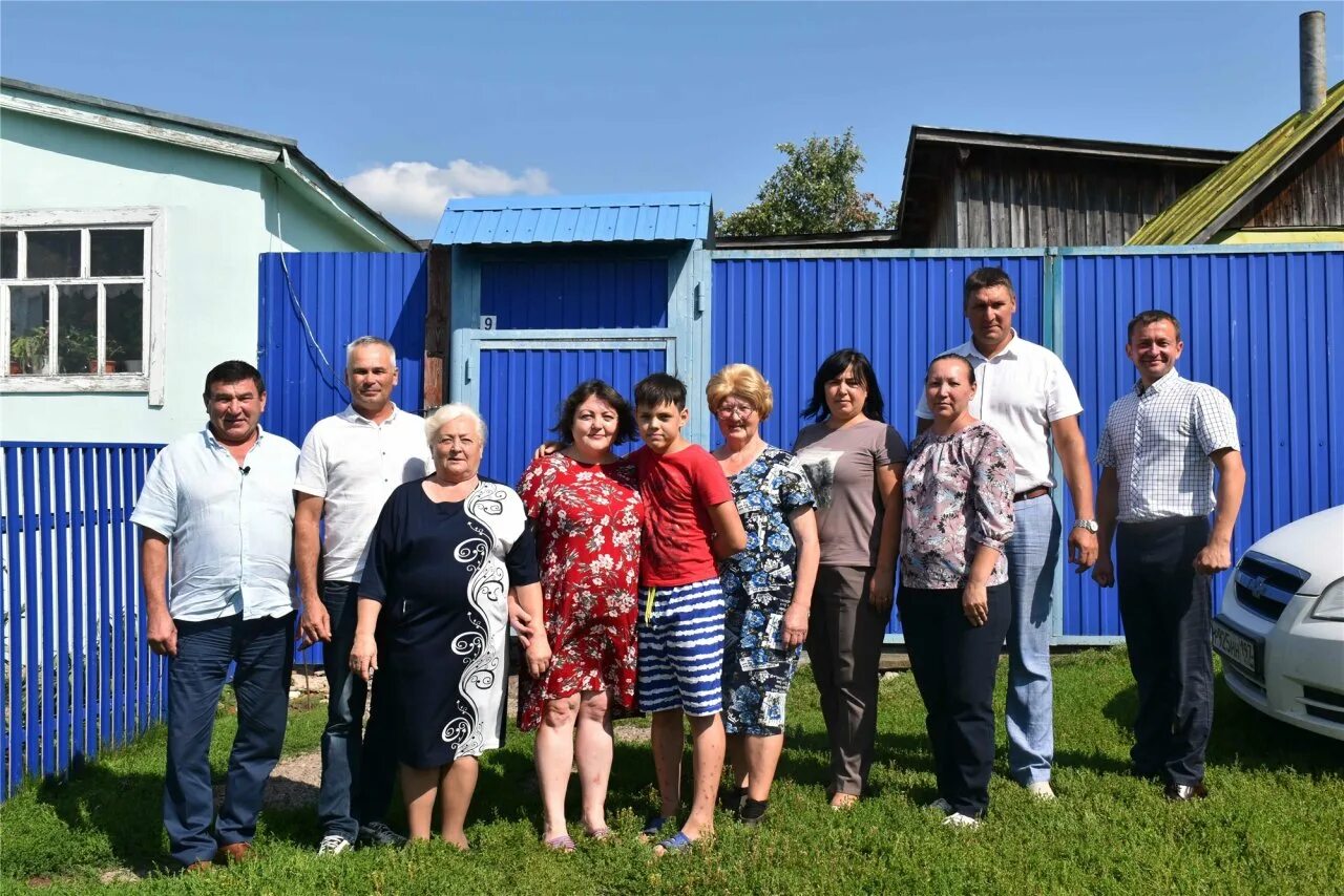100 летие чувашской автономии. Чувашский национальный марпосадского района. Глава района козловского района чувашской. 100 лет чувашии логотип. Детский лагерь космонавт чувашская республика в канаше.