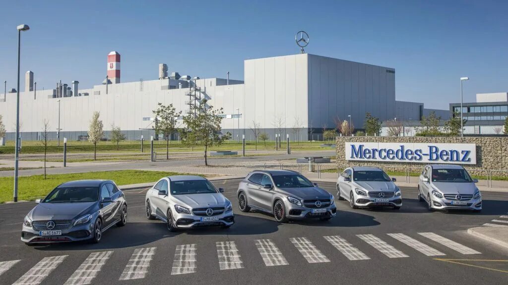 A chance for a better life - Daimler offers internship programs for the refugees