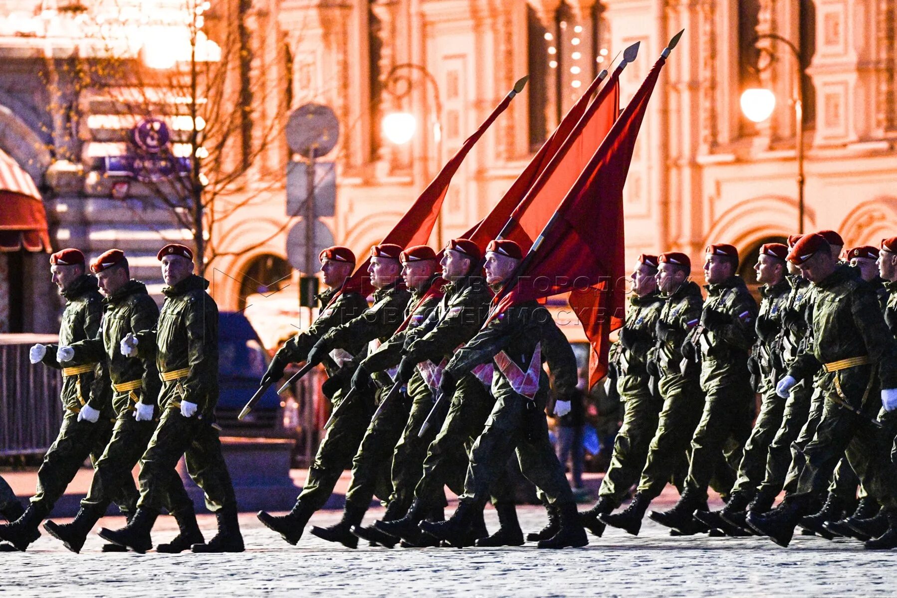 Парад войск в москве. Парад. Военный парад. Военный парад на красной площади. Армия России парад на красной площади.