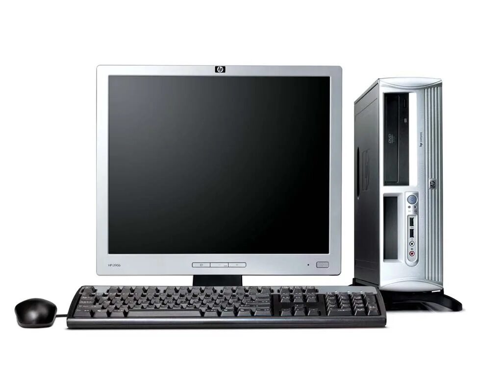 Персональный компьютер. Стационарный компьютер. Современный персональный компьютер. Компьютер на белом фоне.