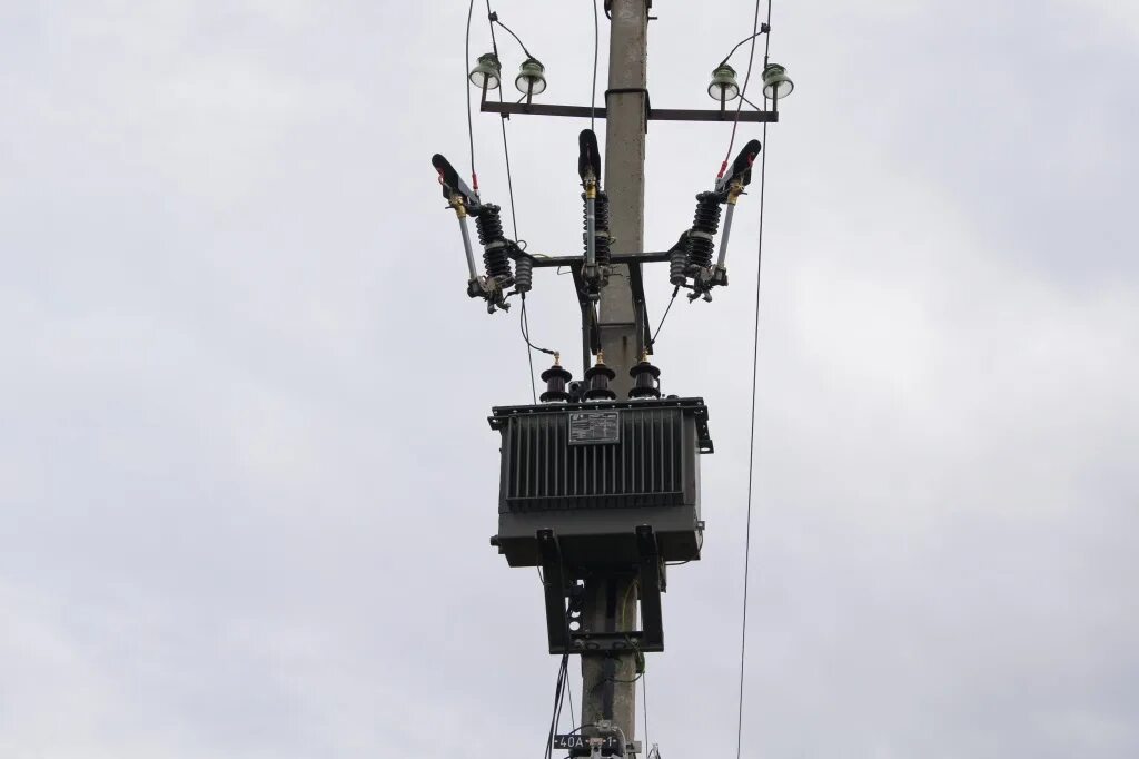 Столбовая трансформаторная подстанция ктпс 25/10/0,4. Столбовая трансформаторная подстанция 10/0. 4 кв. 4 кв. Мтп-10/0,4 кв.