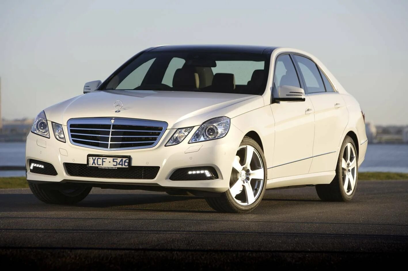 Mercedes Benz e200. Мерседес-Бенц e 200. Mercedes Benz e250 w212. Мерседес е200. Б у мерседесы е