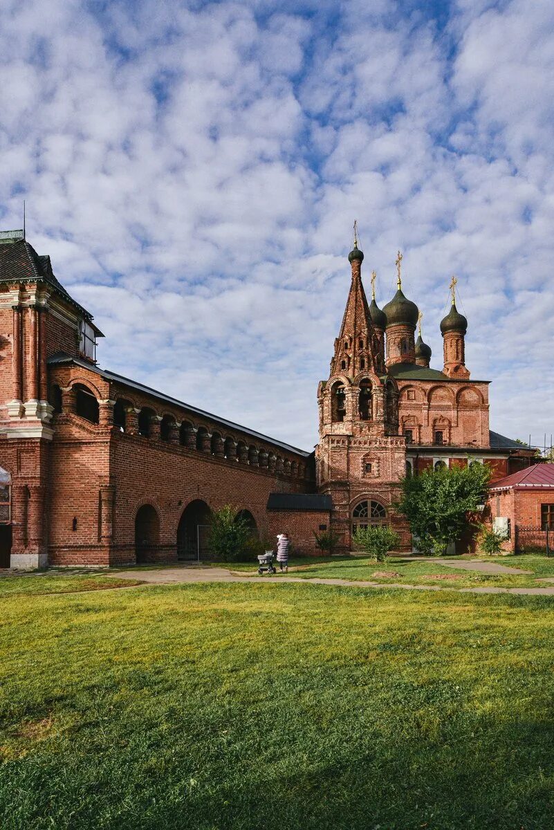 Подворье таганок. Крутицкое подворье в москве. крутицкое подворье подворье. крутицкое подворье 17 века. ,,крутицкое крутицкое подворье.