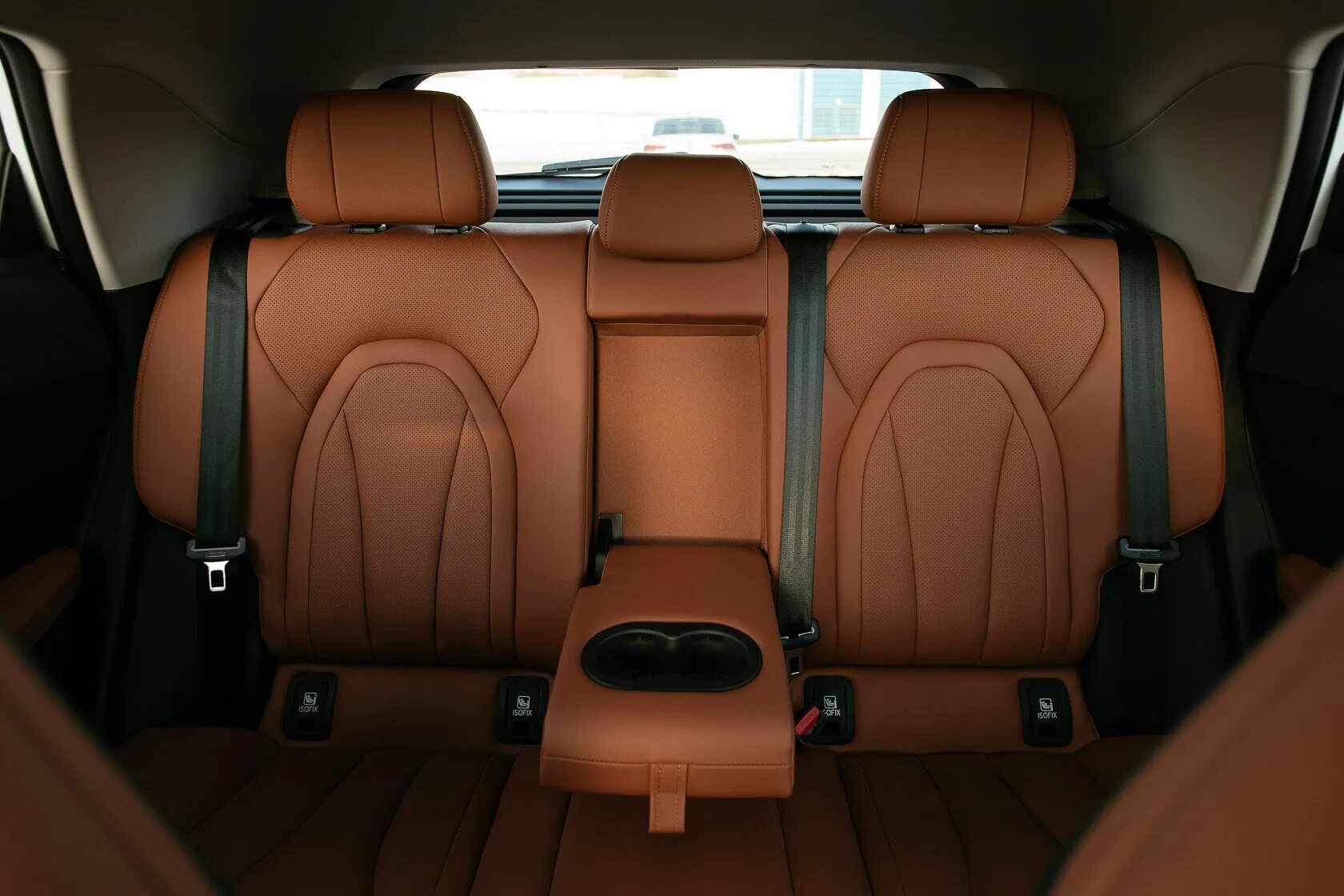 Omoda видеорегистратор. Chery omoda 5. chery omoda c5 2025. omoda c5 2025. omoda c5 салон.