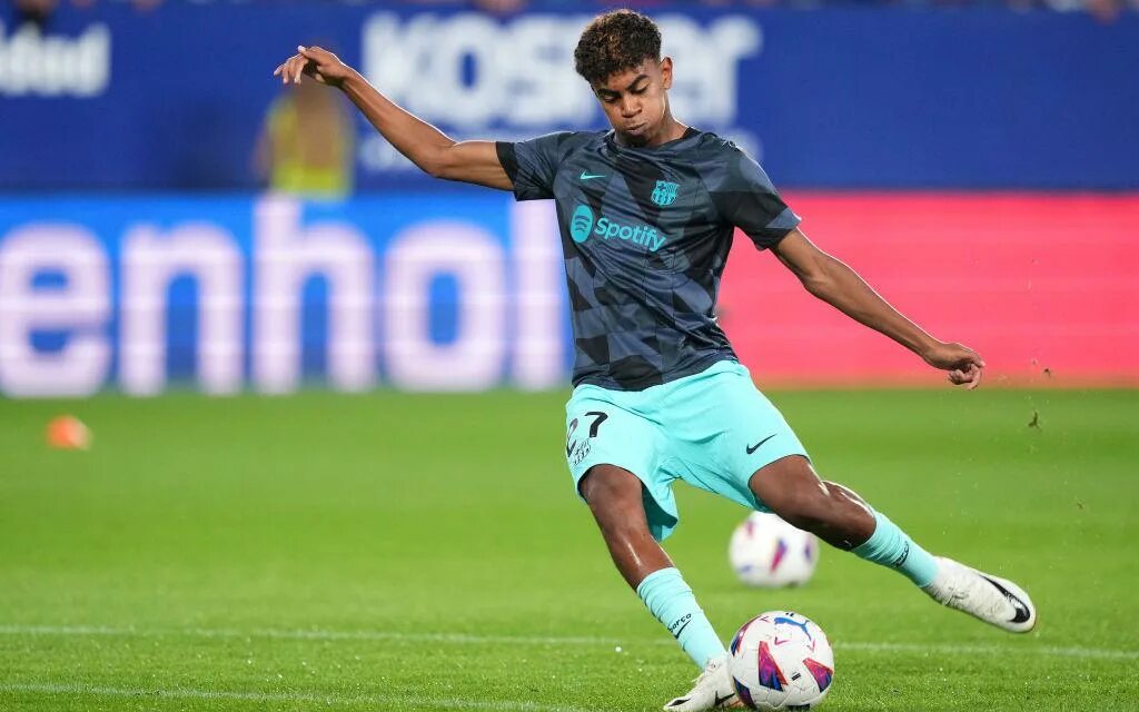 Сколько голов забил ламин ямаль. Ламин ямаль. Ламин ямал барселона. Ламин ямал барселона. Сколько голов забил ламин ямаль.