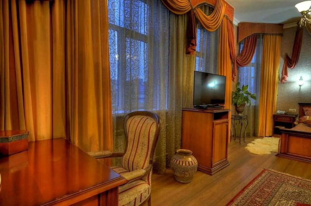 гостиница владикавказ 3. турбаза дзинага северная осетия. гостиница горы фиагдон верхний. санаторий осетия владикавказ. дом отдыха владикавказ.