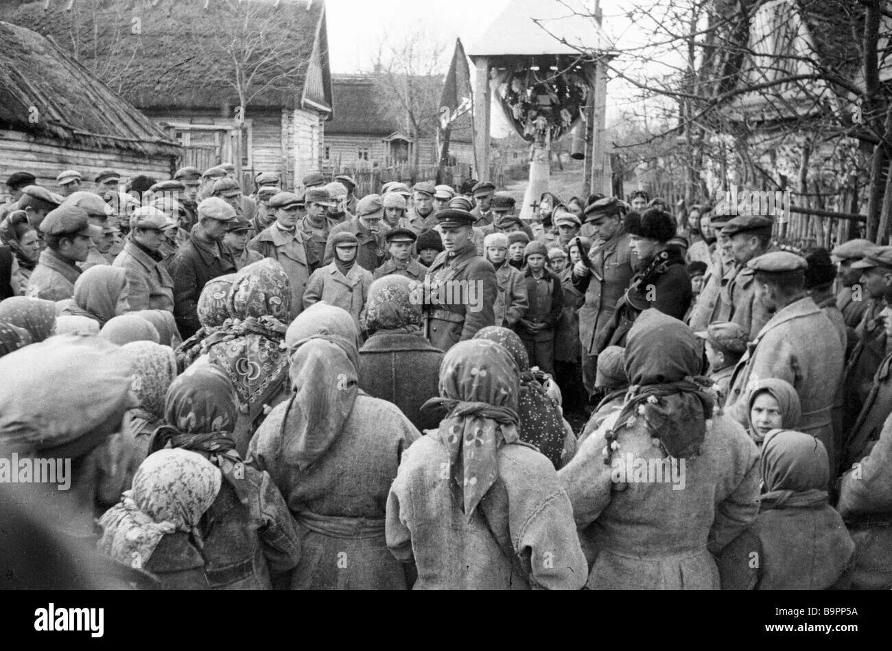 Объявят военное время. Сожженные Белорусские деревни Великой Отечественной войне 1941-1945. Хатынь в годы войны 1941-1945. Деревни Белоруссии в годы Великой Отечественной.