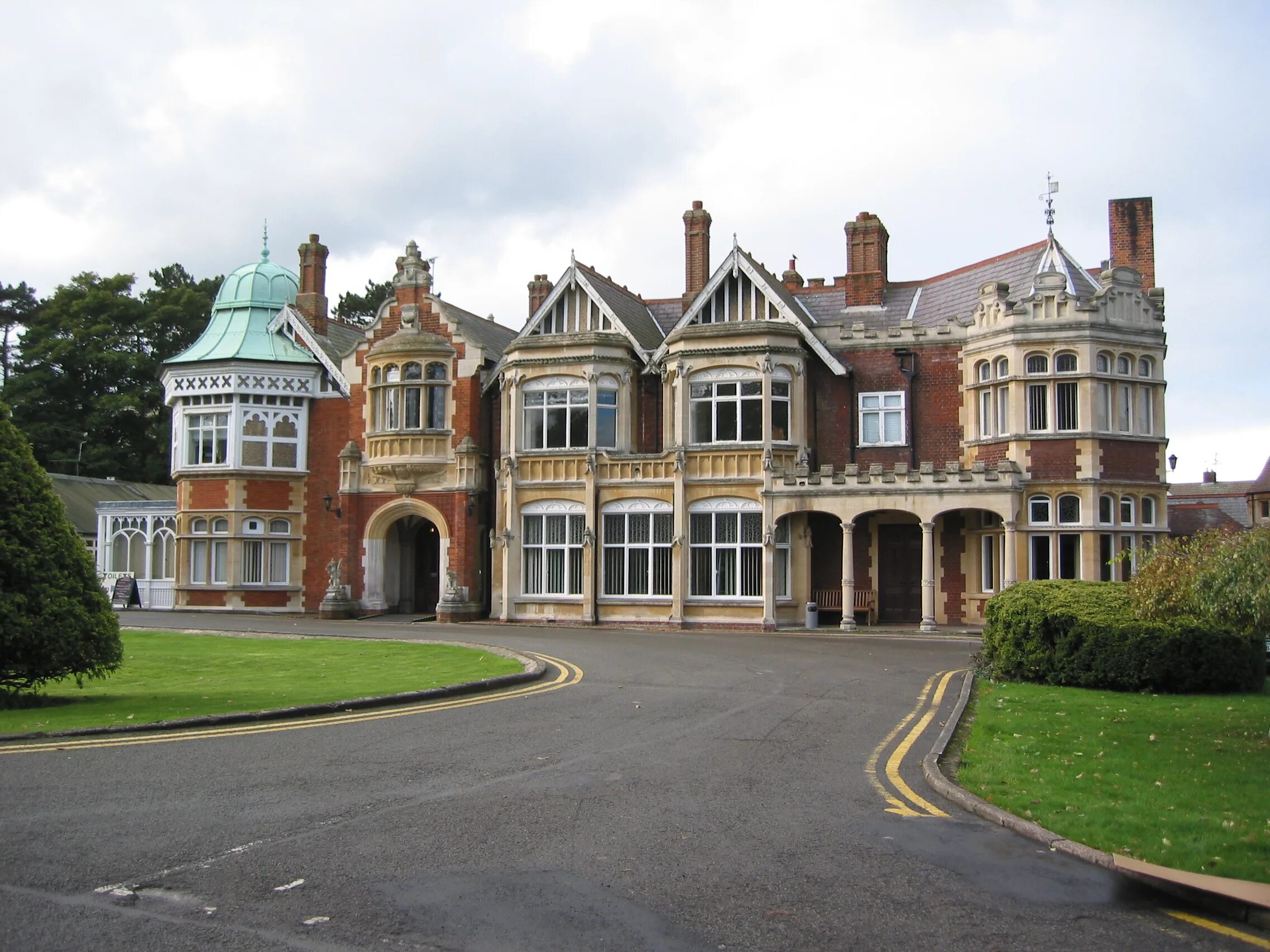 Red mansion