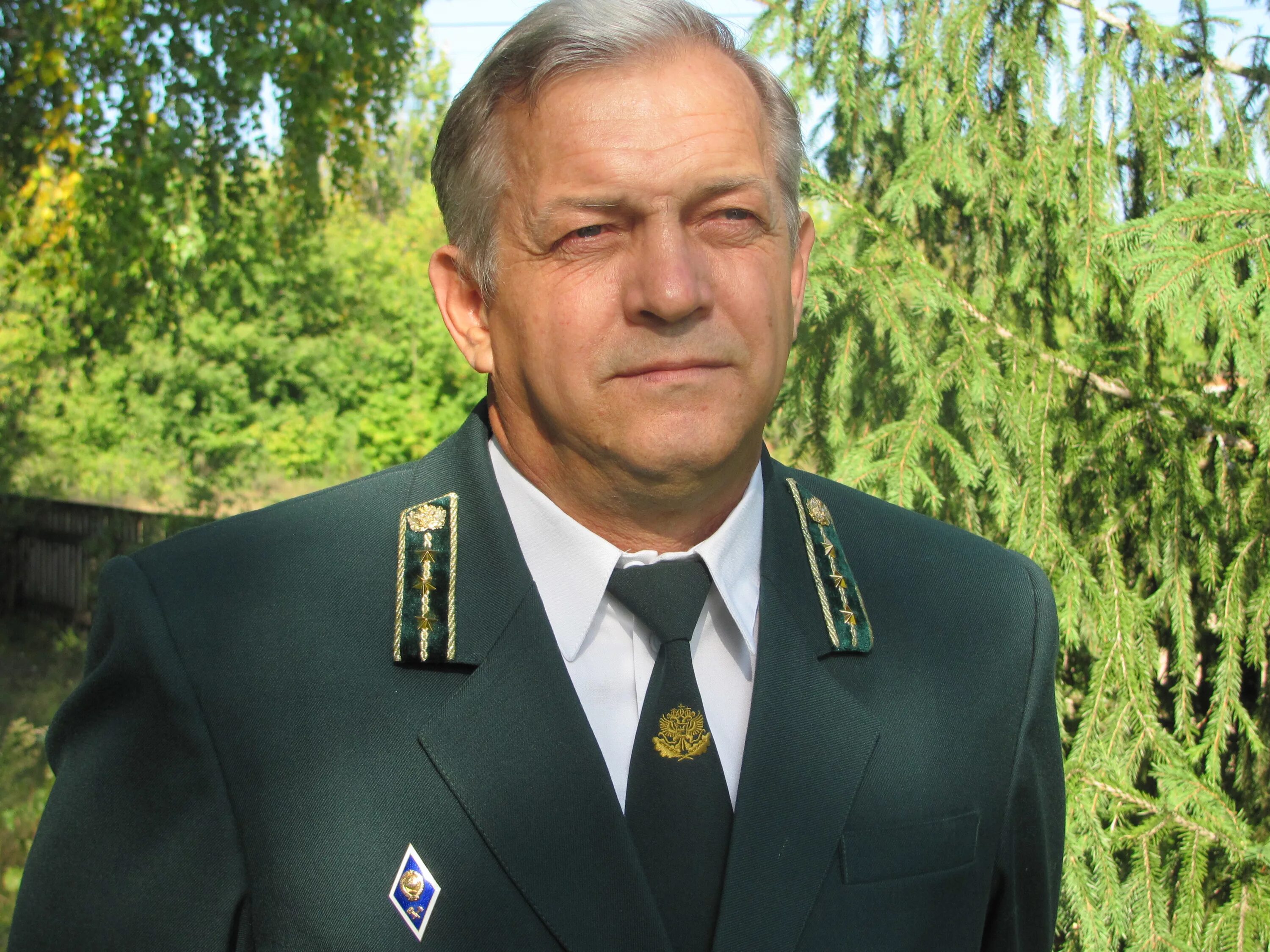 Форма лесной охраны егерь. Форма лесника. Форма лесничего. Форма лесника. Партоненко владимир николаевич.