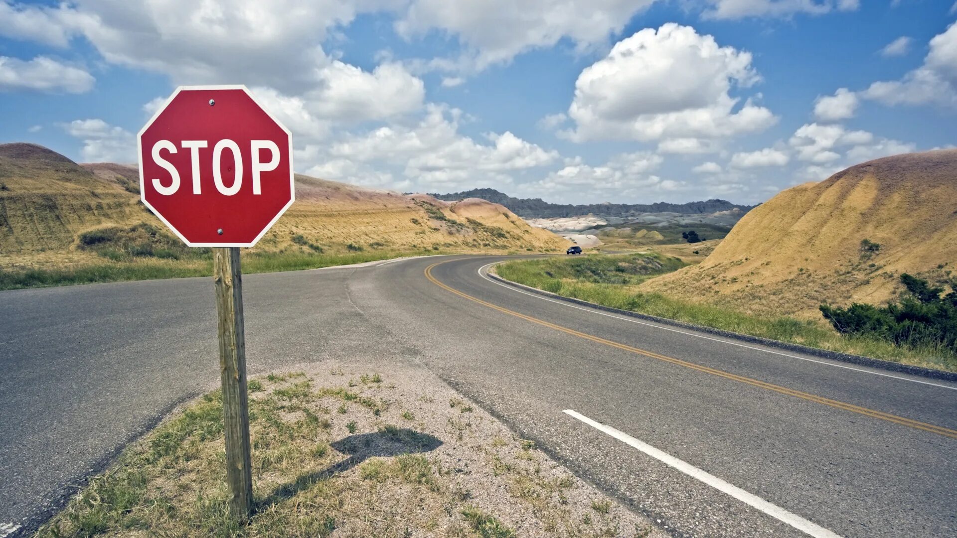 Знак «стоп». Знак стоп на дороге. Стоп icon. Дорожный знак стоп на белом фоне. Знак стоп круглый.
