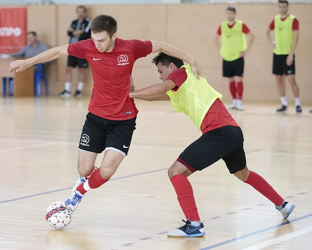 новочеркасск команда футбольная. любительские команды по мини футболу. портовик мини. фк портовик. мини футбольная команда.
